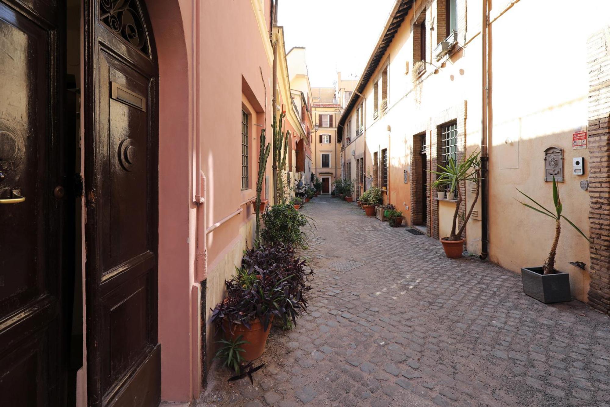 Colosseo Little Sunshine Рим Екстериор снимка